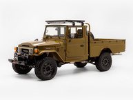 The FJ Company Toyota Land Cruiser 1983 FJ45-292354 Olive